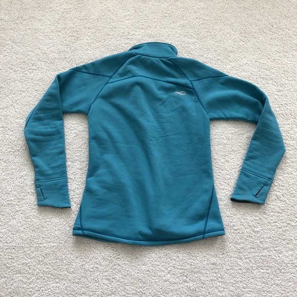 Rei half zip fleece shirt with long sleeves. Night time light out logo at back - Picture 3 of 9